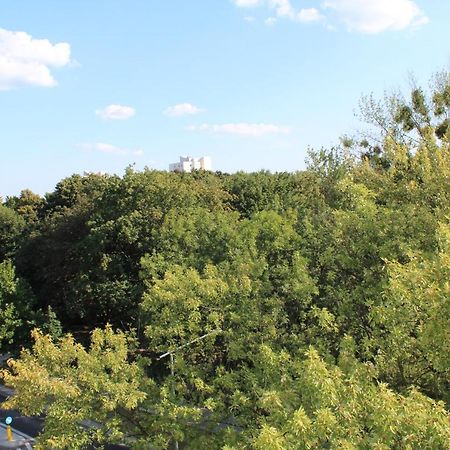 Apartament 69 Metro Daire Varşova Dış mekan fotoğraf