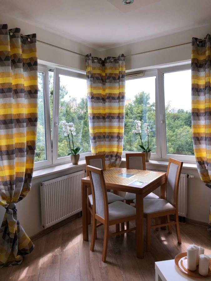 Apartament 69 Metro Daire Varşova Dış mekan fotoğraf